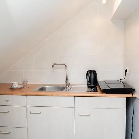 Zum Hahn לינה וארוחת בוקר 3*