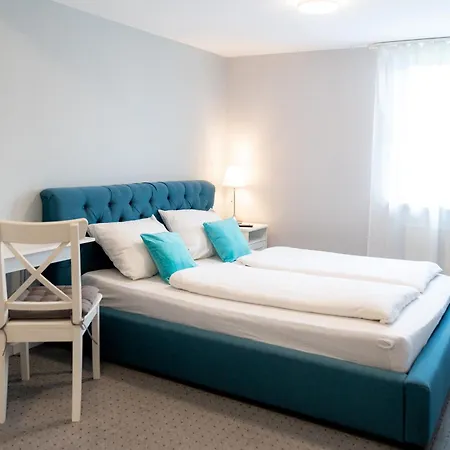 Zum Hahn גארבסן