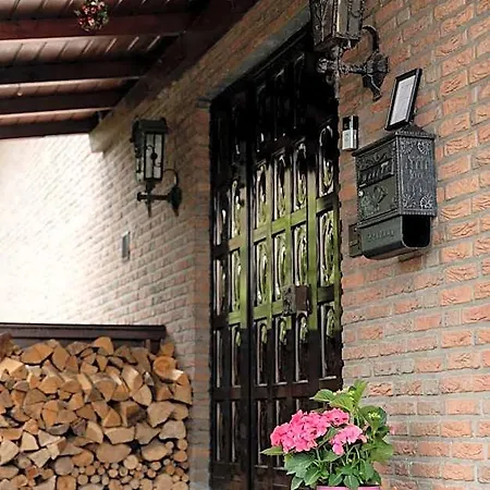 Zum Hahn Bed & Breakfast Garbsen